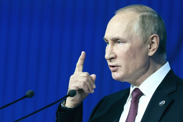 Кто убедил Путина начать войну в Украине 