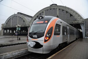 До кінця 2023 року всі потяги Інтерсіті обладнають інтернетом від Starlink