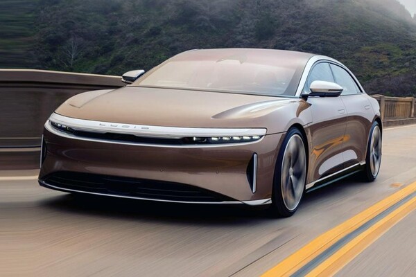 4 интересных факта об электромобилях, которые вы не знали