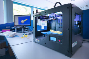 По всей Украине запускают сеть бесплатных мастерских 3D-печати: как пройти базовый курс 