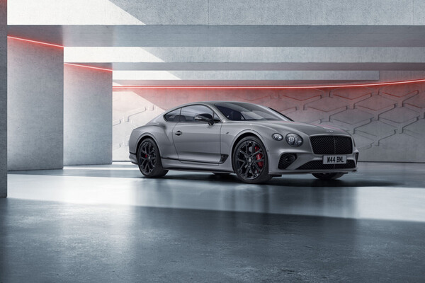 Вражаючий дизайн Bentley Continental GT S: як він робить автомобіль об'єктом бажання