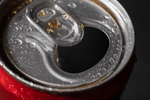 7 вагомих причин відмовитися від газованих напоїв