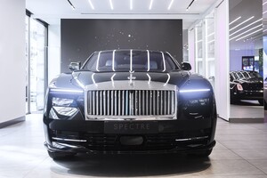 13 украинцев купили новый Rolls-Royce Spectre стоимостью более €600 тысяч: кто они