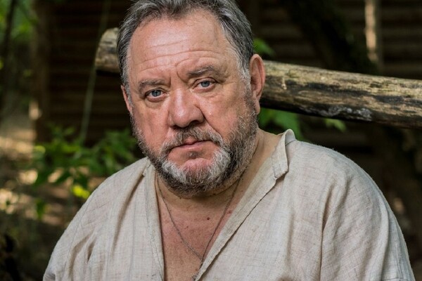 Украинский актер Богдан Бенюк призвал бить детей за русский язык (видео)