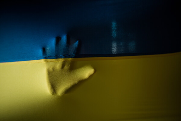 Переговоры вместо борьбы до победы: опрос Gallup показал, что 69% украинцев выступают за скорейшее завершение войны