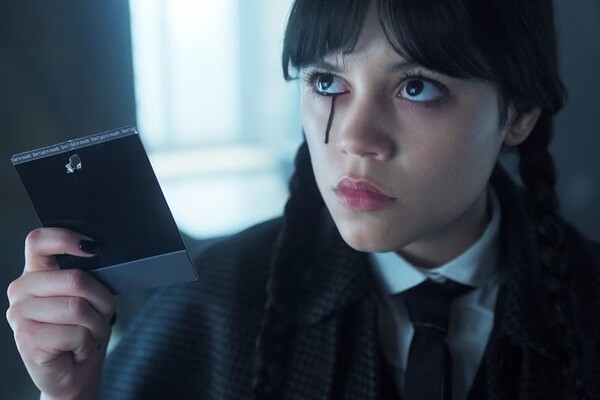 Вышел трейлер второй половины второго сезона «Уэнздей»: дата релиза (видео)