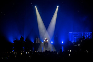 От 5 000 долларов: сколько стоят выступления украинских звезд в декабре