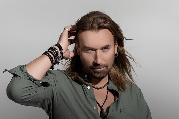 Олег Винник со сцены призвал украинцев и россиян простить друг друга (видео)