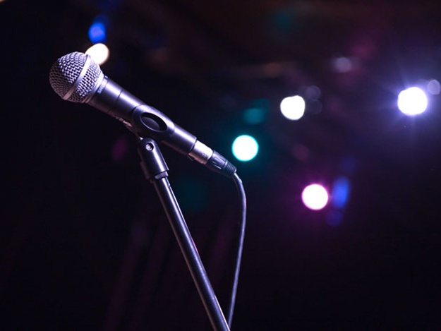 Афиша на выходные: День студента, вечеринка с моделями и стендап шоу