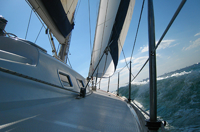 Романтика путешествия: интервью с организатором проекта Life Under Sail, яхтенным капитаном и одесситом Андреем Балютовым