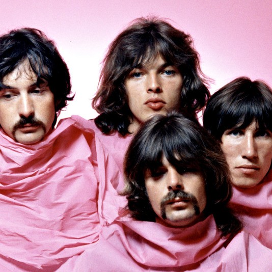 Солист группы Pink Floyd объявил о роспуске рок-коллектива