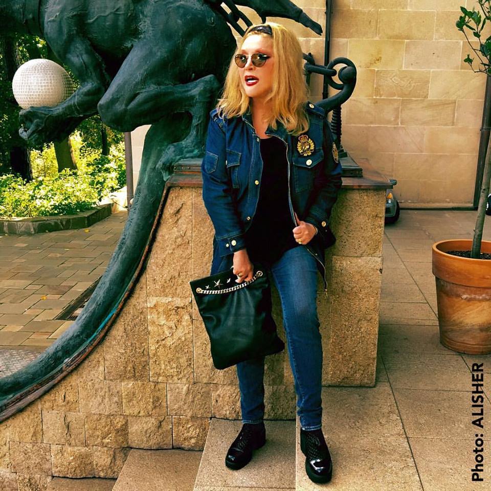 Похудевшая Алла Пугачева похвасталась фигурой в необычном образе