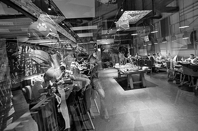 Как в Киеве открывали SOLOD enjoy bar. Фоторепортаж