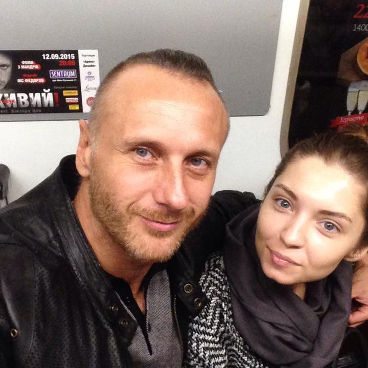 Вдову Ларсона признали потерпевшей стороной