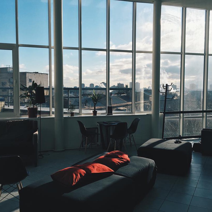 Единственный игровой бар - LEVEL UP переезжает