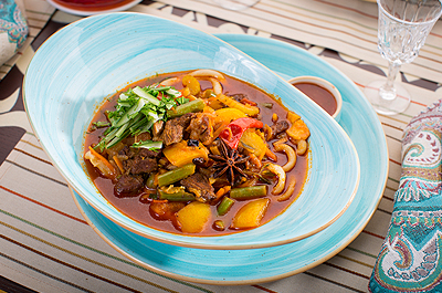 «Казан-Диван» - вкусно, ярко и тепло