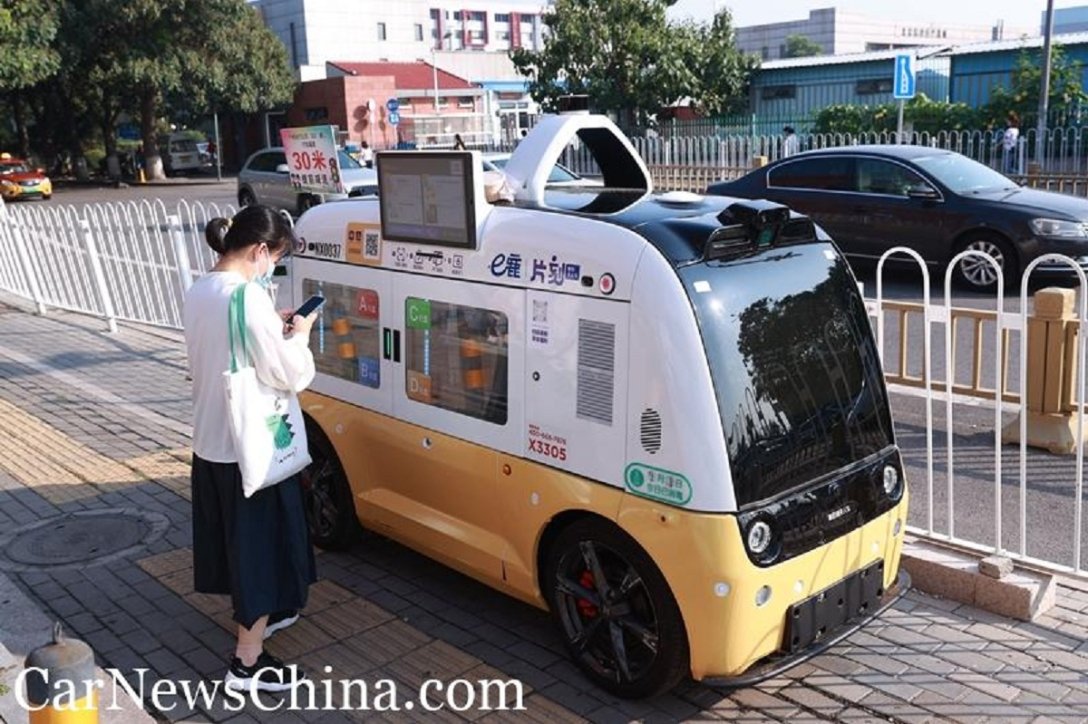 В Китае появились беспилотные закусочные на колесах: как они работают фото 1