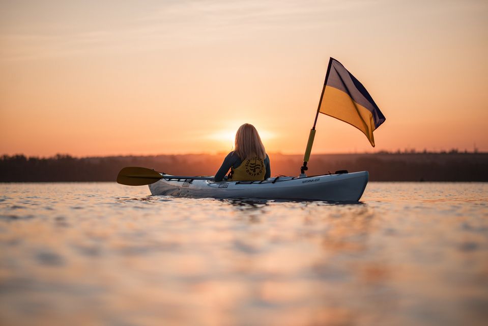 Безкоштовна SUP Kayak прогулянка для переселенців
