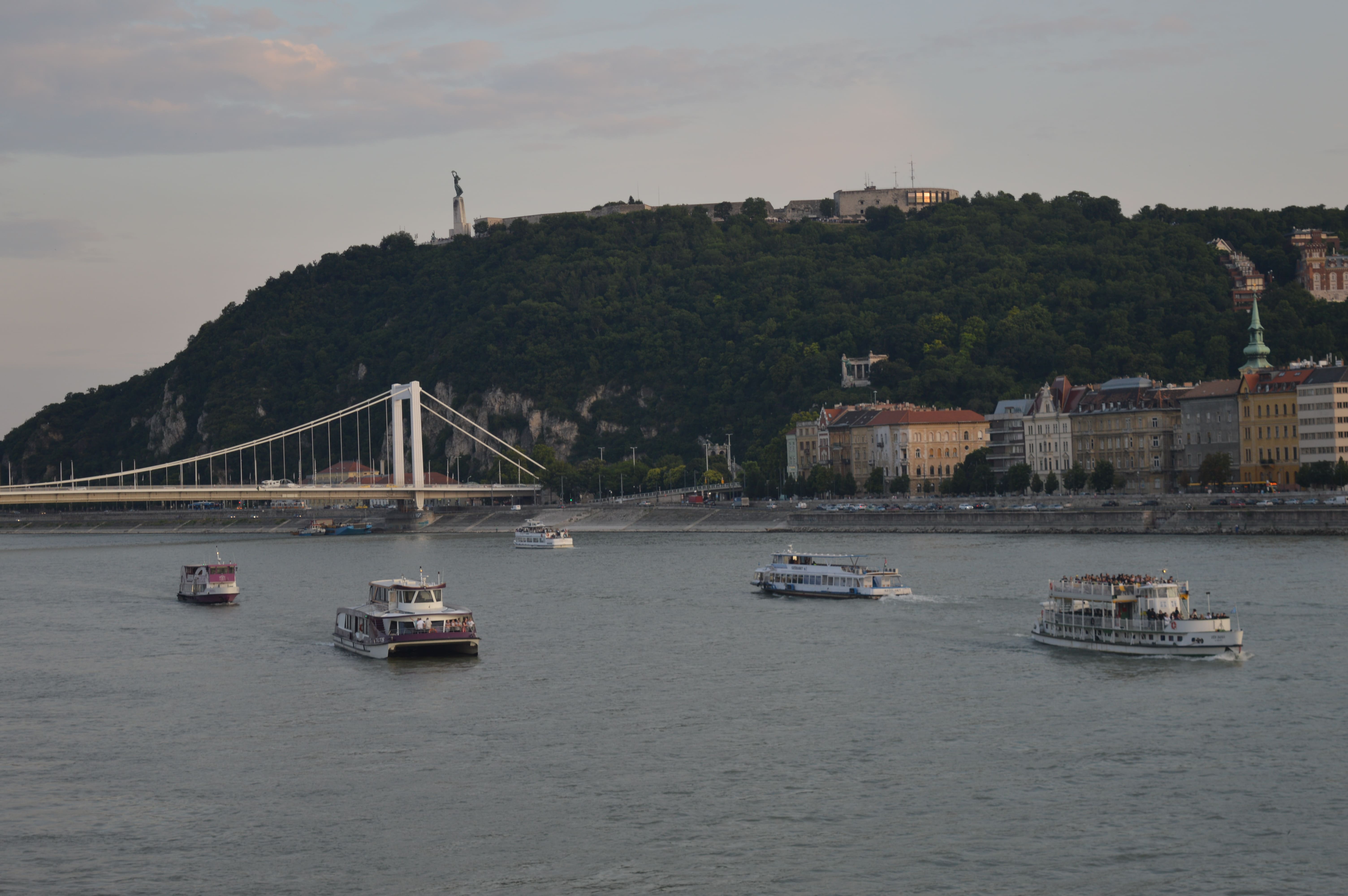 Река Дунай в Будапеште, Венгрия