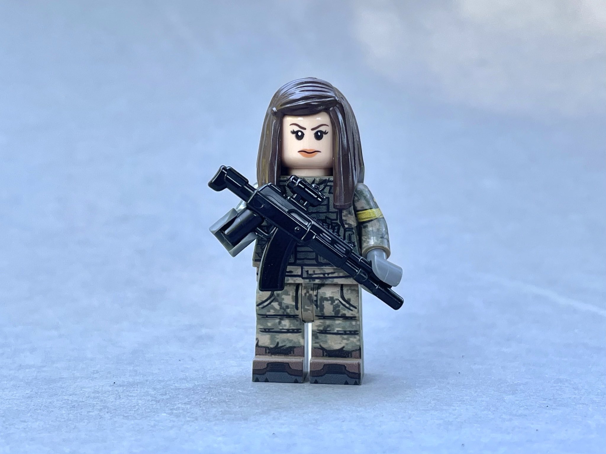 Аліна Михайлова в образі фігурки LEGO