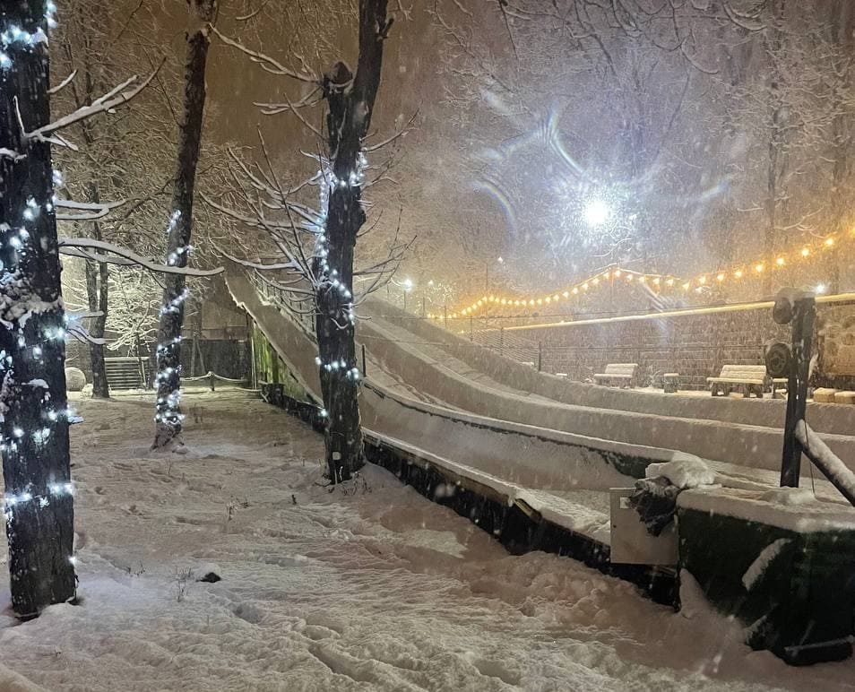 Самая большая сноутюбиновая горка в Киеве