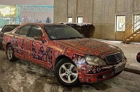 В Киеве заметили Mercedes-