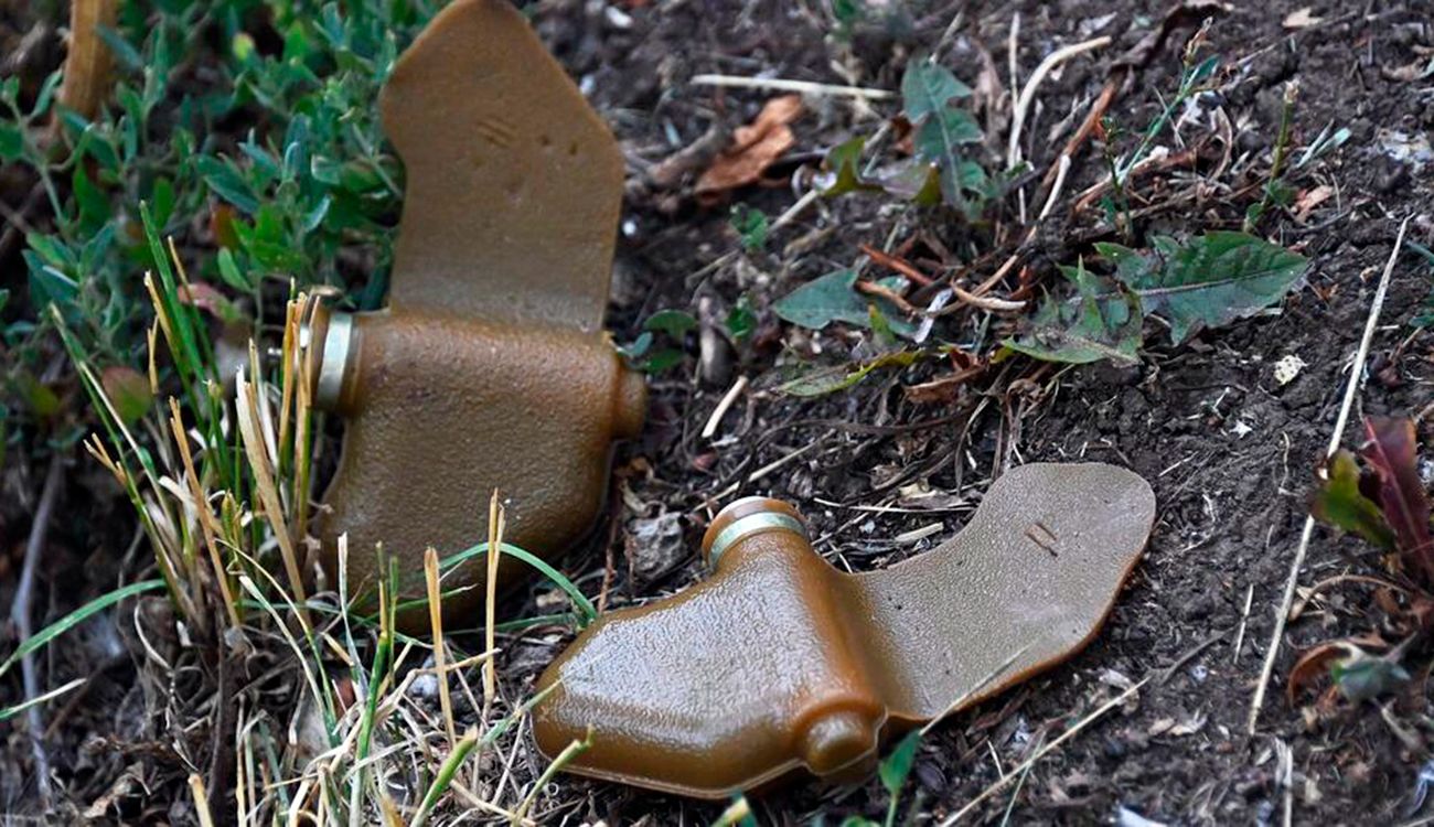 Подросток из Киева создал сапоги для защиты от противопехотных мин: фото  фото 3